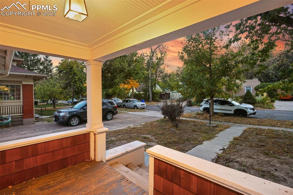 Image 14 of 42: Patio