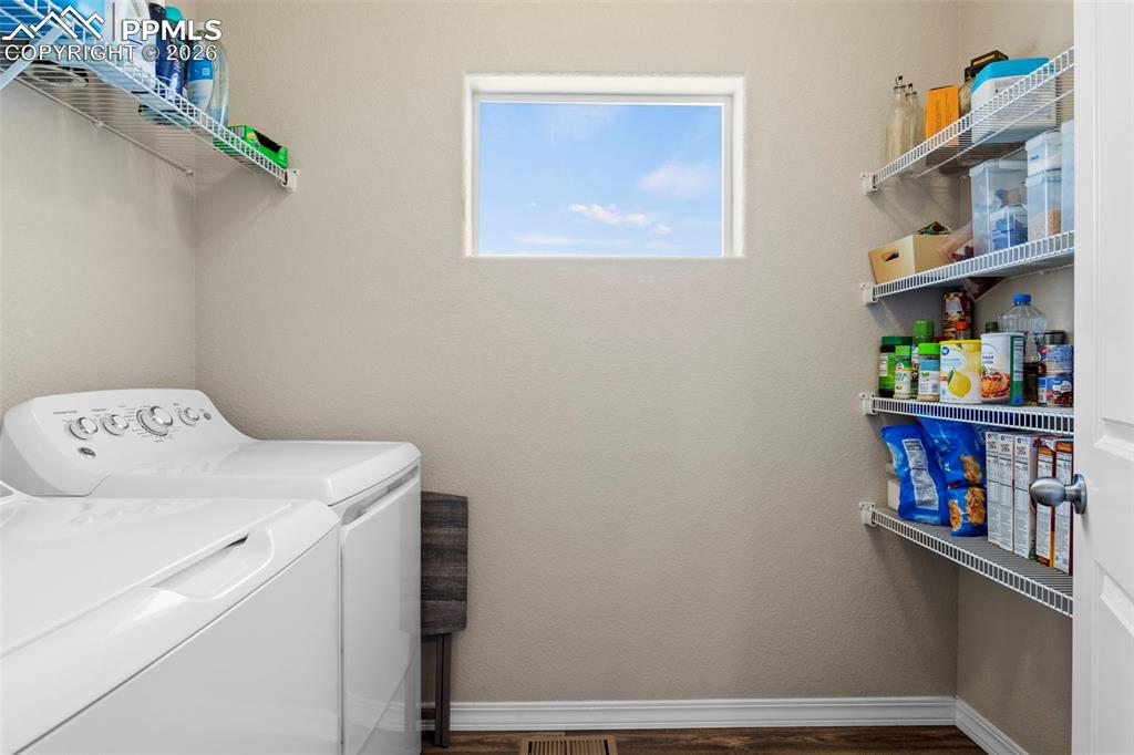 Image 12 of 29: Laundry