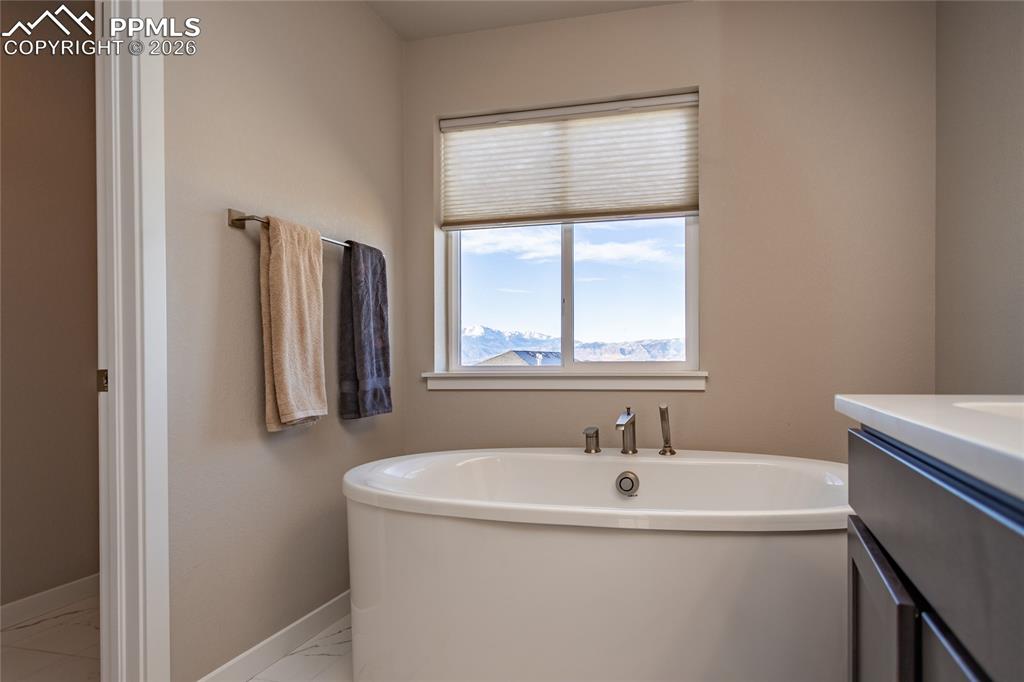 Image 27 of 46: Master Bathroom