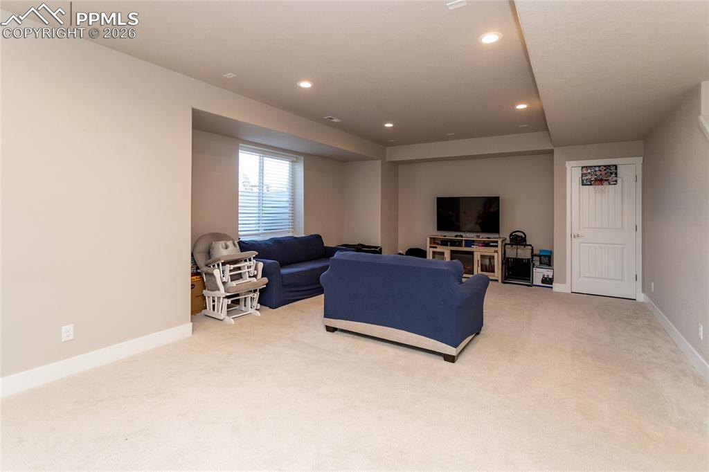 Image 40 of 46: Family Room