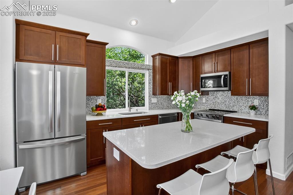 Image 11 of 45: Kitchen