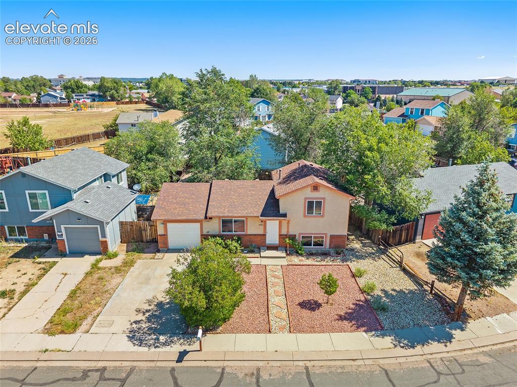 Image 32 of 37: Aerial view.