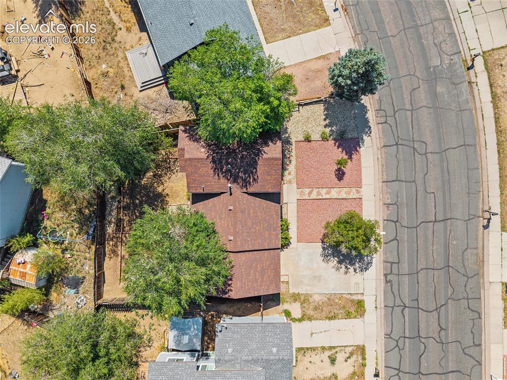 Image 33 of 37: Aerial view.