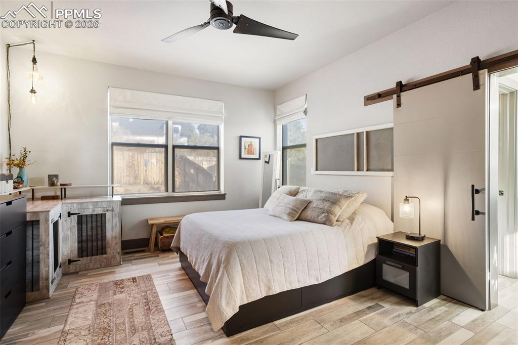 Image 15 of 39: Bedroom