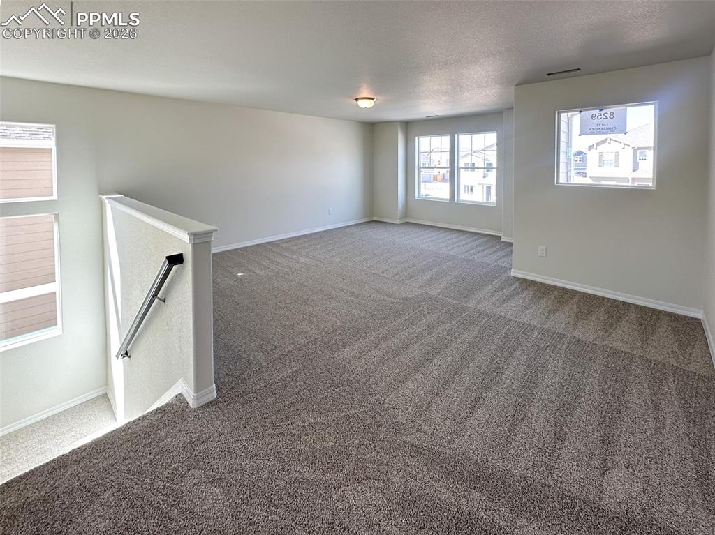 Image 15 of 36: Loft