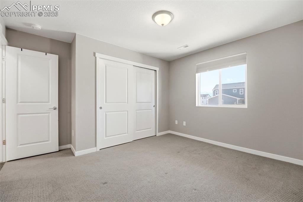 Image 22 of 45: Bedroom