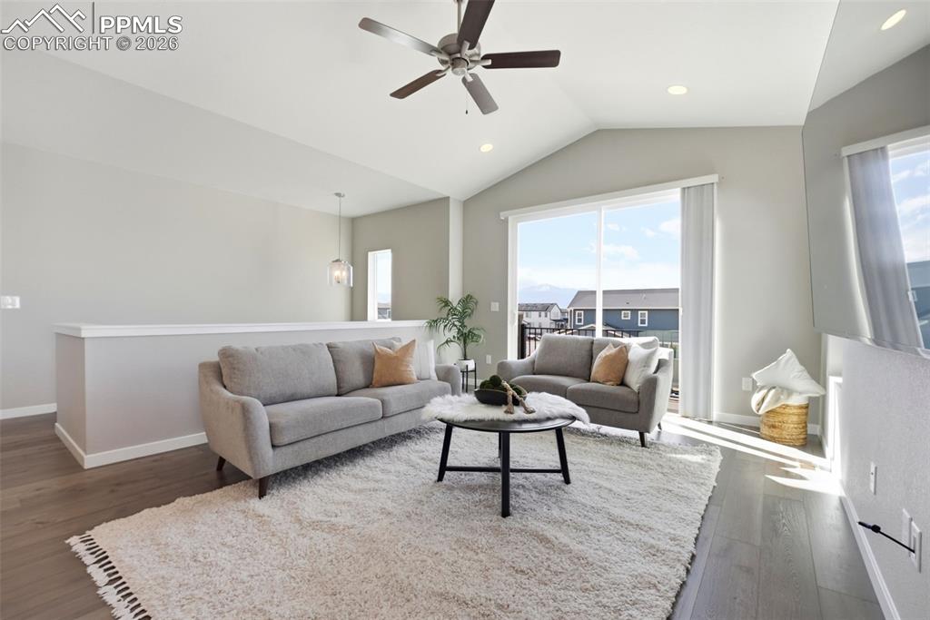 Image 6 of 45: Living Room