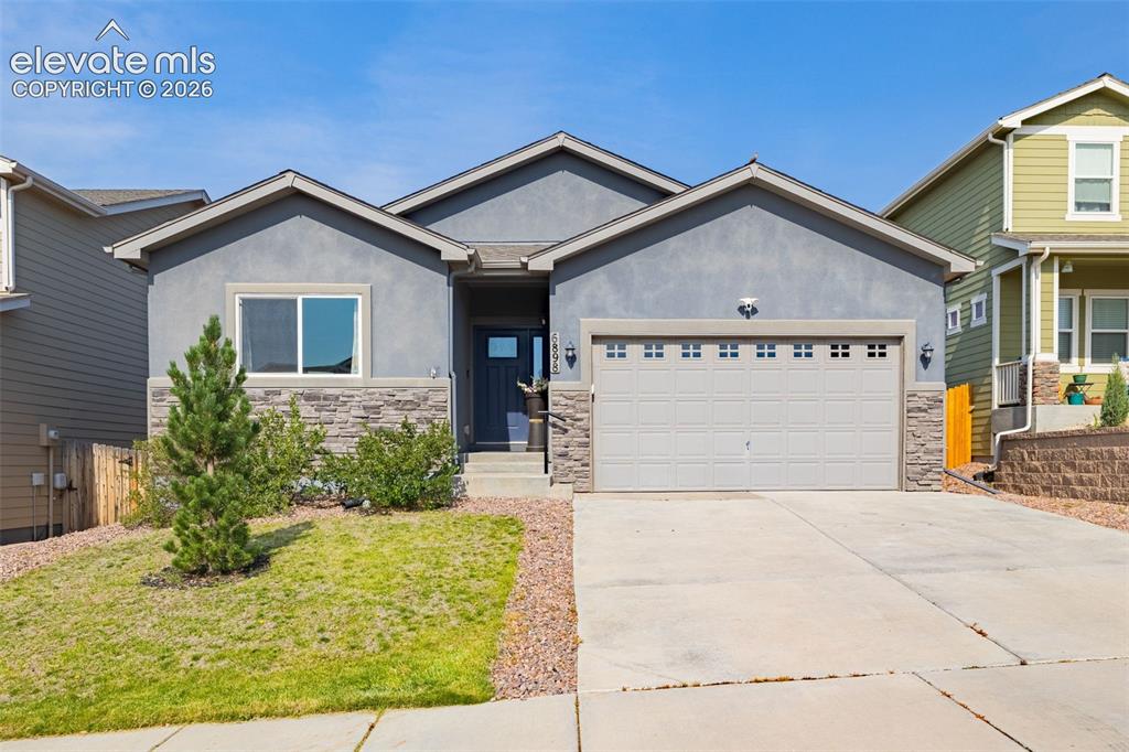 Image 1 of 29: Front of Home