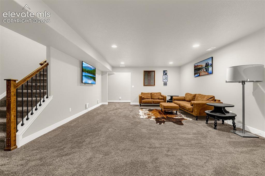 Image 19 of 29: Family Room