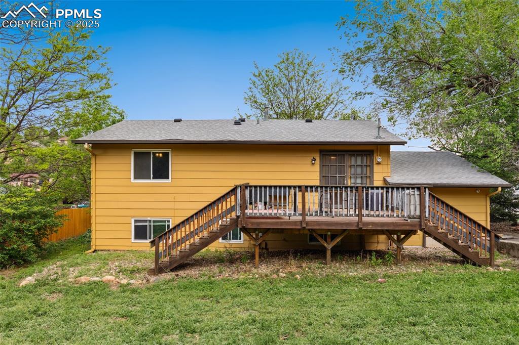 Image 35 of 48: Back of Structure