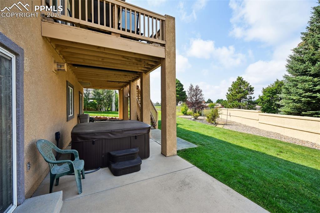 Image 49 of 50: Patio