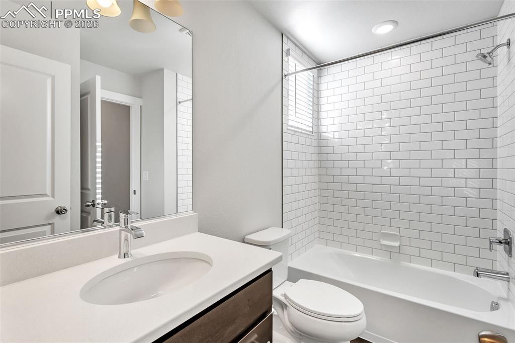 Image 13 of 30: Lower level unit