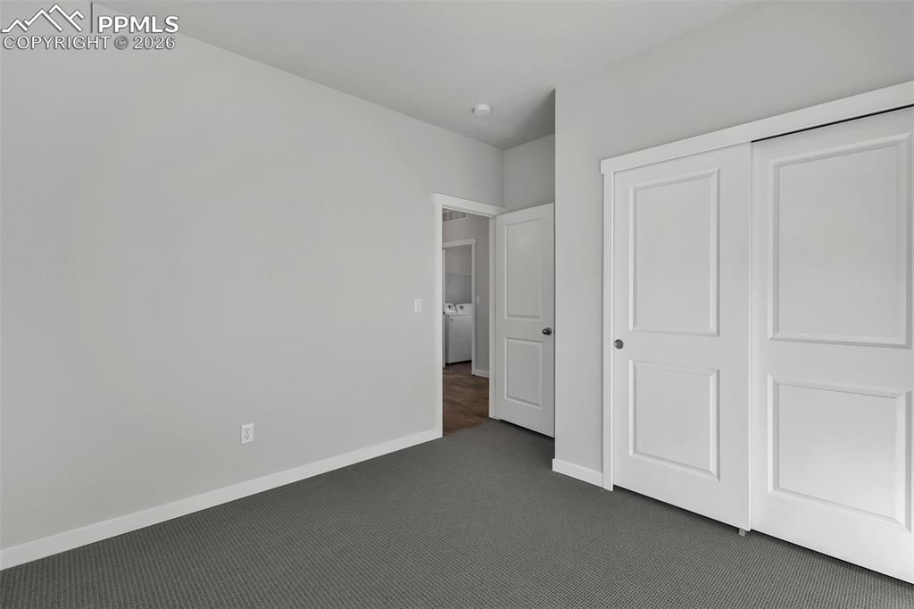 Image 20 of 30: Upper level unit