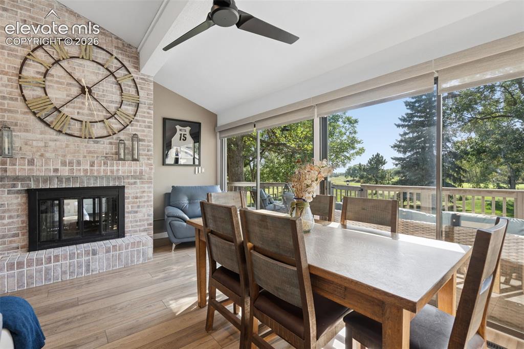 Image 15 of 49: Dining Area