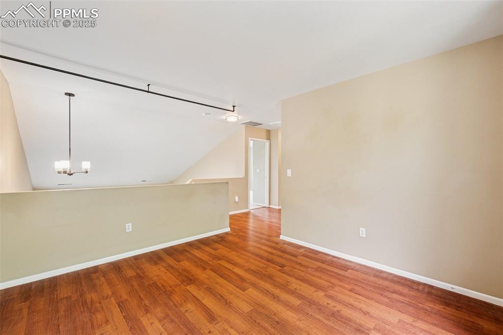 Image 14 of 21: Loft