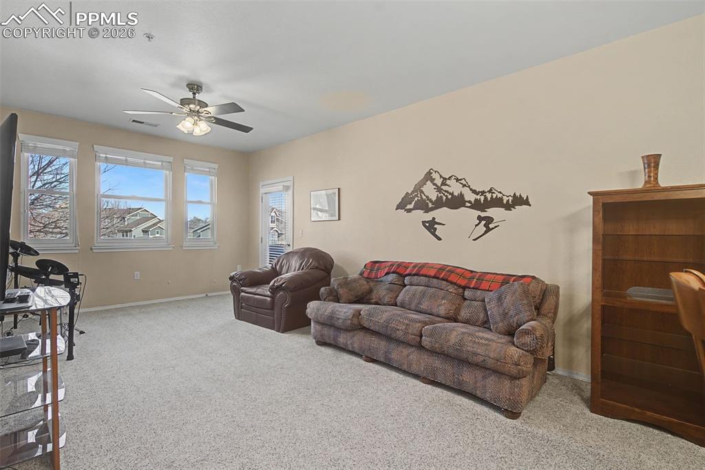 Image 11 of 44: Living Room