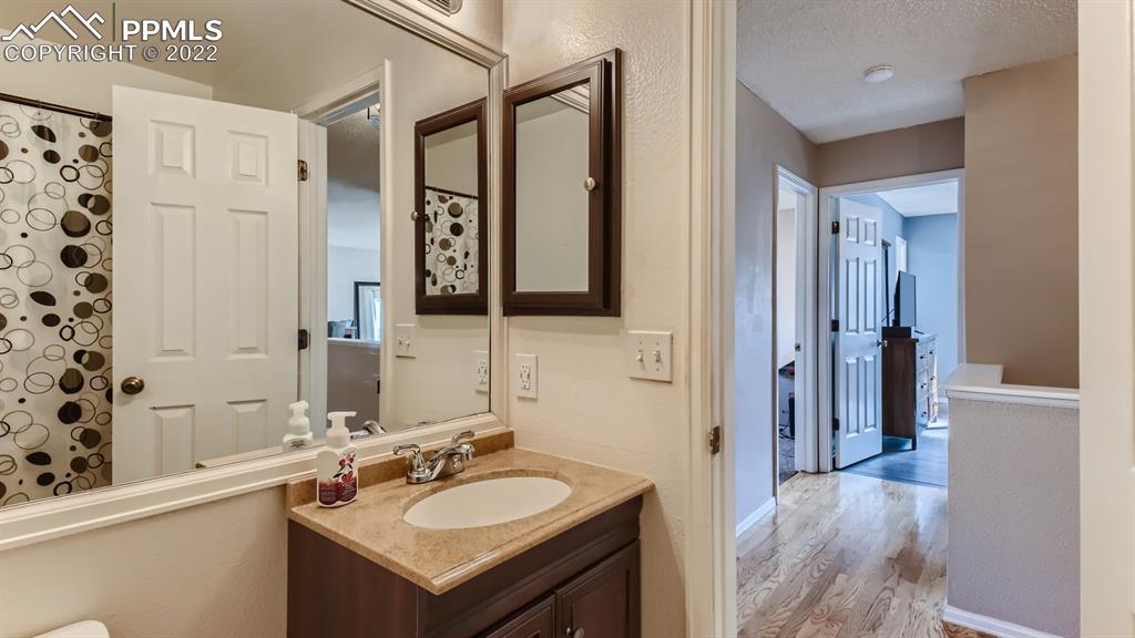 Listing 9818283, Image 17 of 27