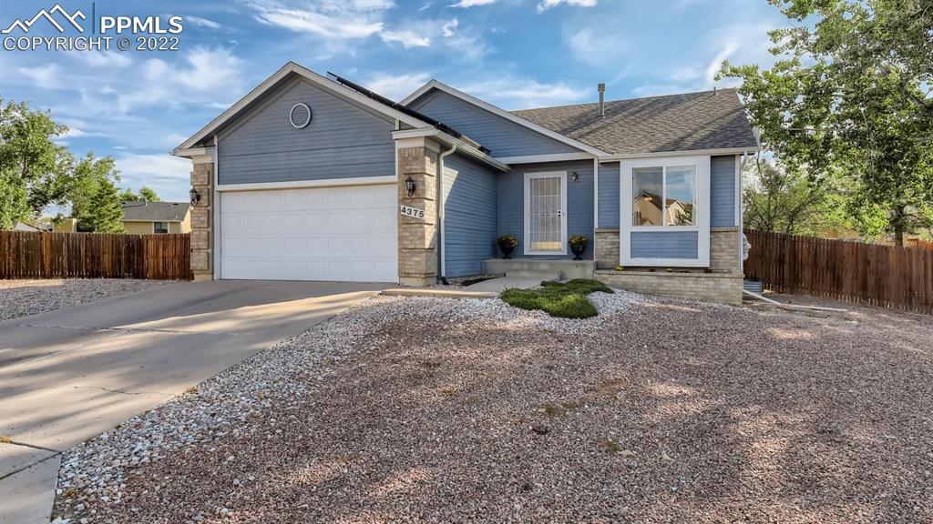 Listing 9818283, Image 2 of 27