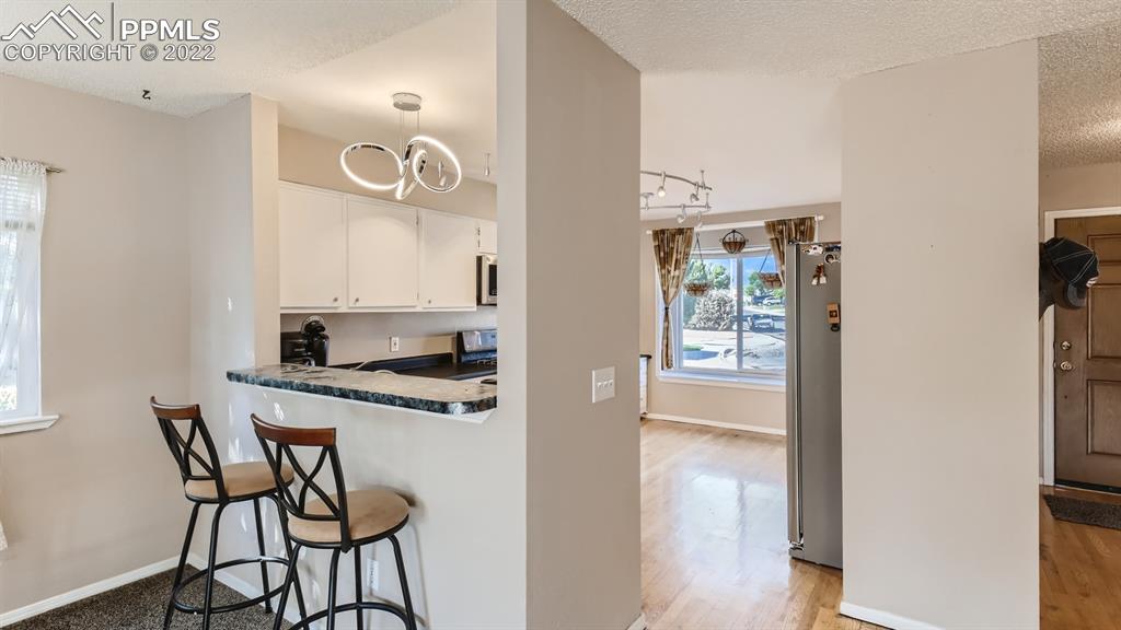 Listing 9818283, Image 7 of 27