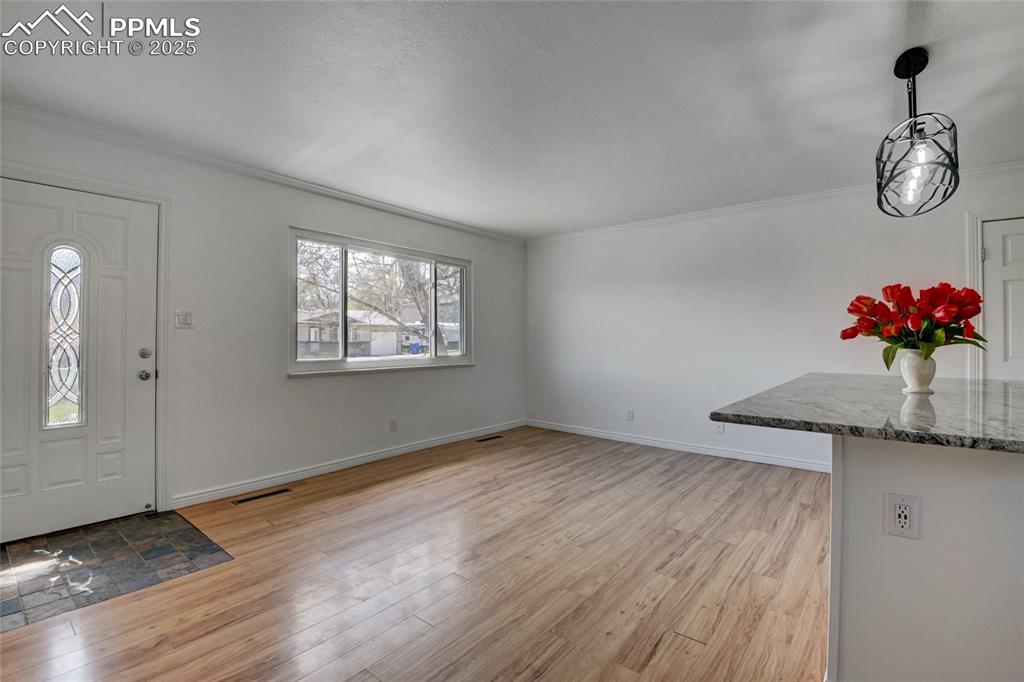 Image 9 of 30: Living Room
