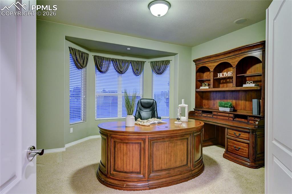 Image 10 of 44: Office