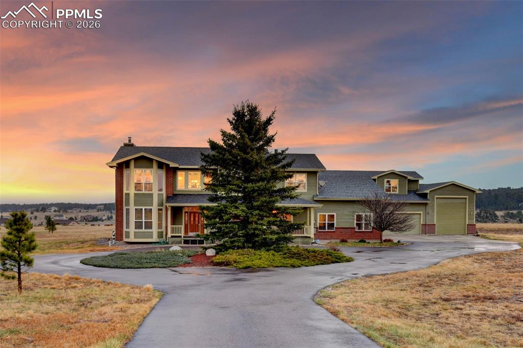 Image 2 of 8: Front of Structure