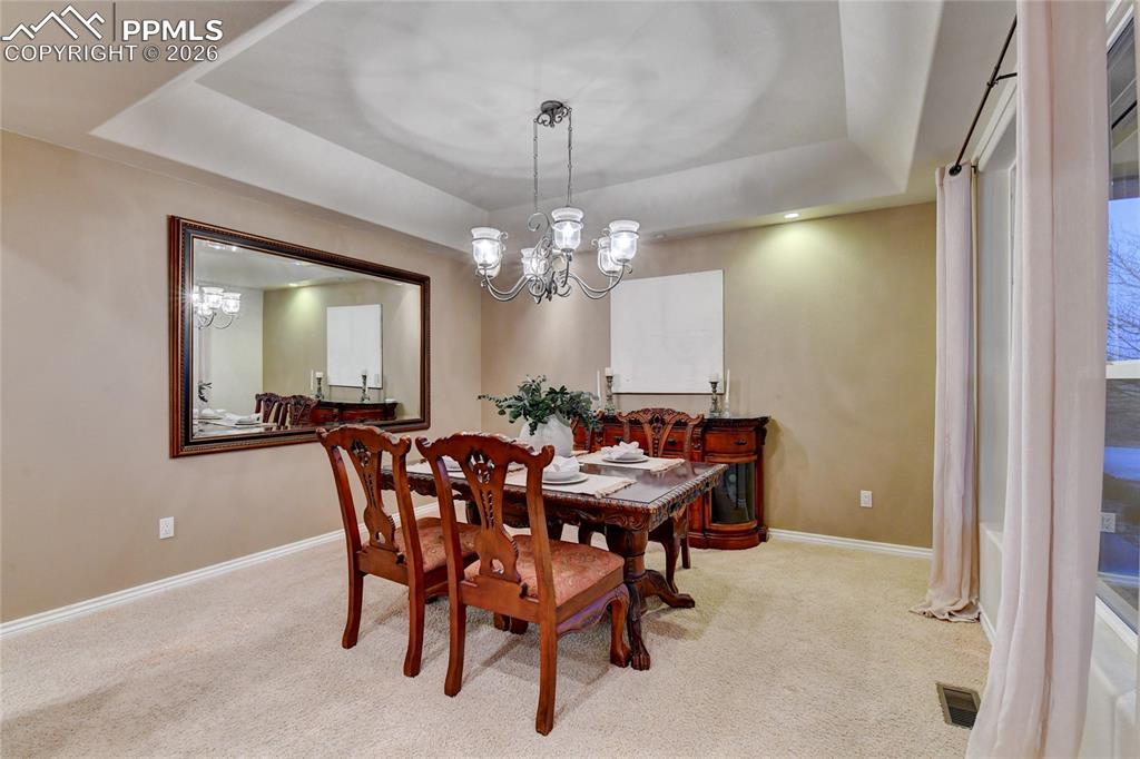 Image 9 of 44: Dining Area