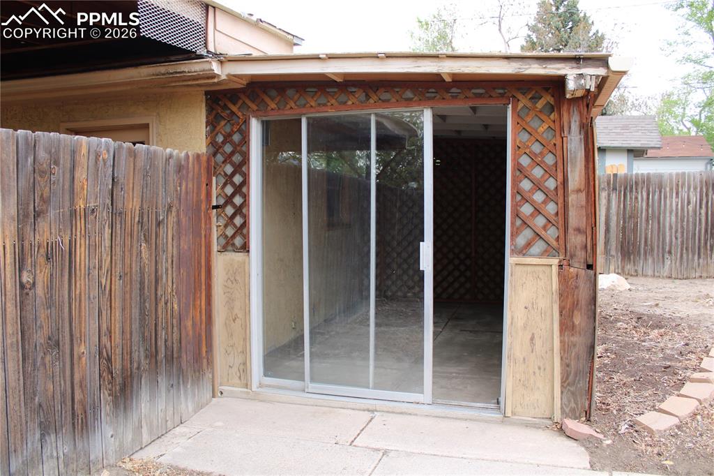 Image 20 of 24: Possible potting shed or pottery studio.
