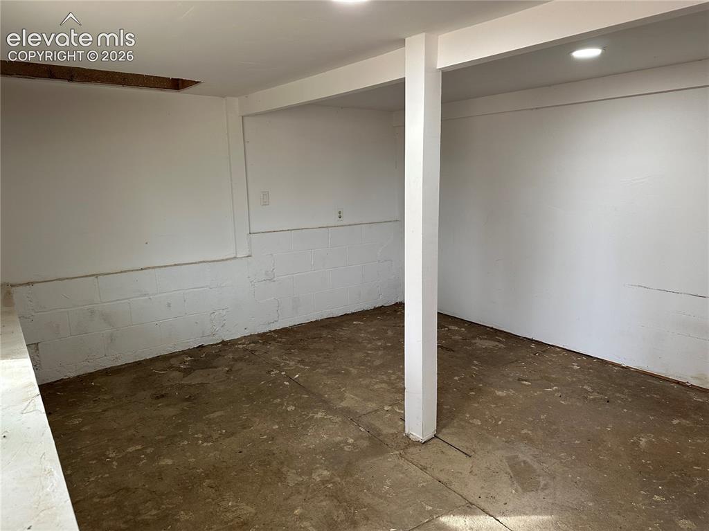 Image 15 of 20: Basement