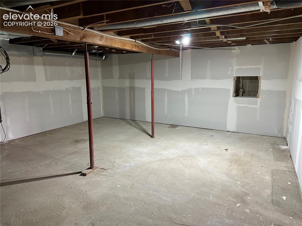 Image 16 of 20: Basement