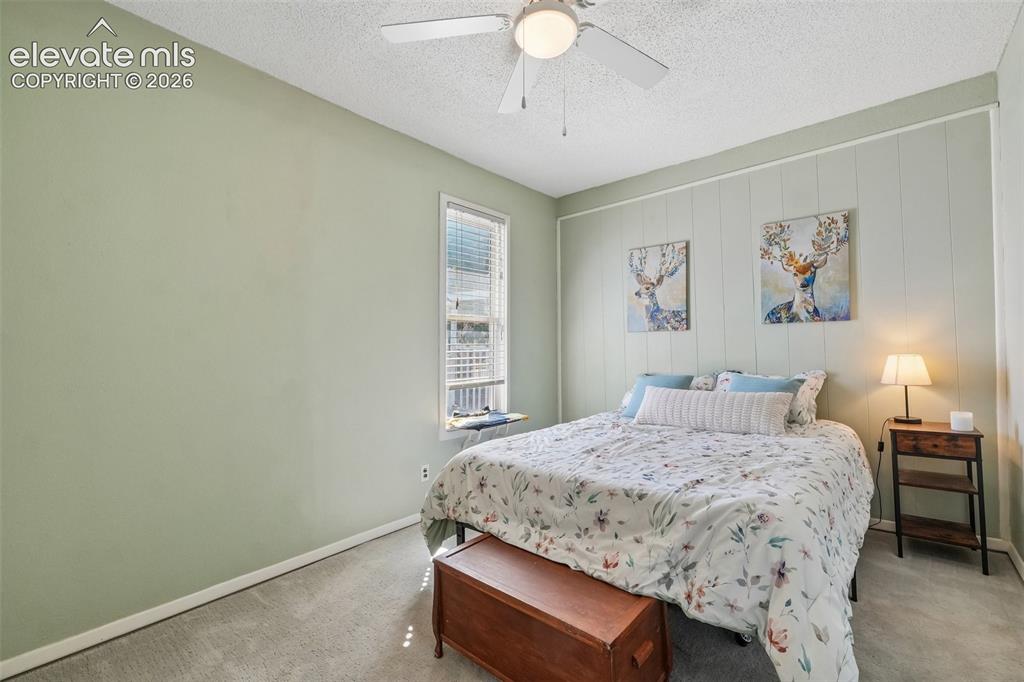 Image 34 of 43: Bedroom 3