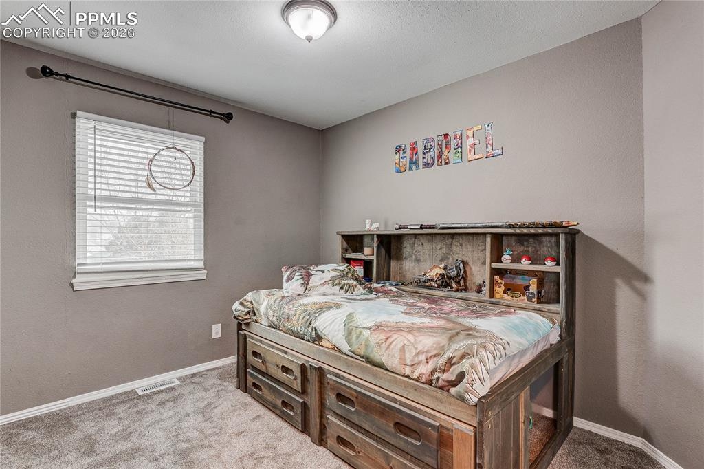 Image 17 of 39: Bedroom