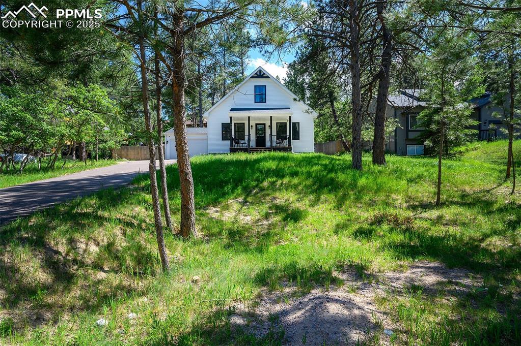 Image 2 of 25: Front of Structure