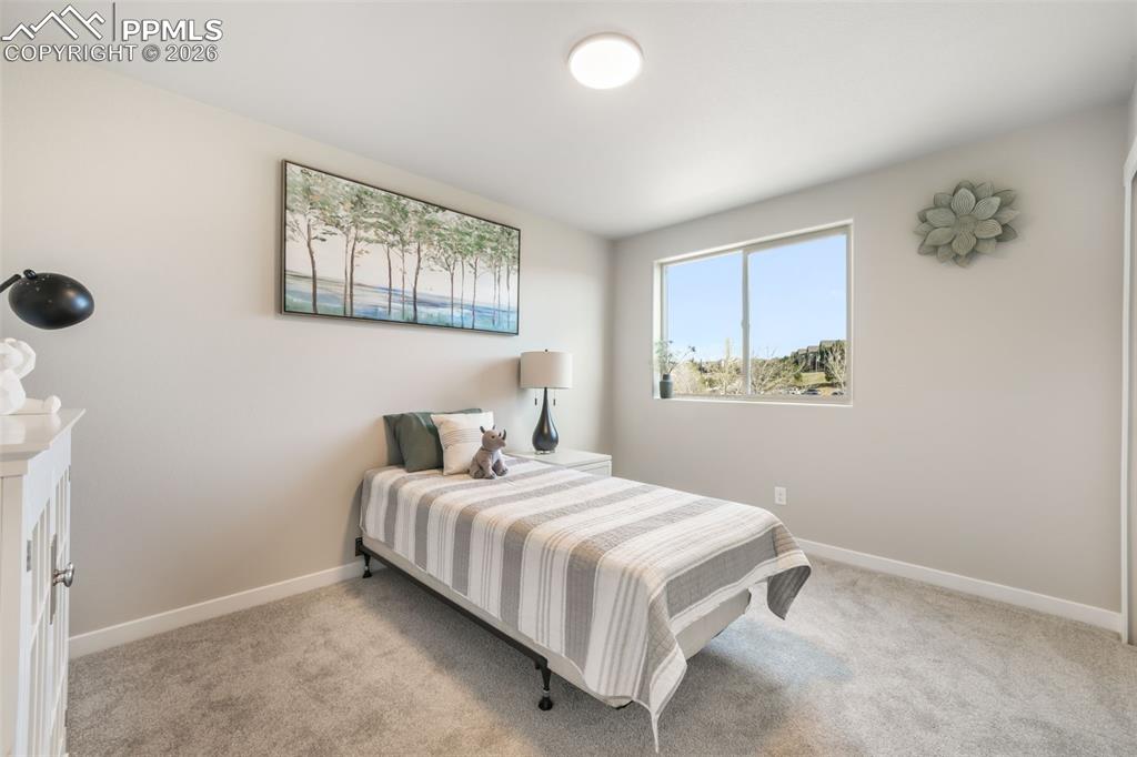 Image 30 of 50: Bathroom