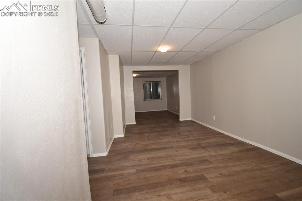 Image 12 of 13: Family Room