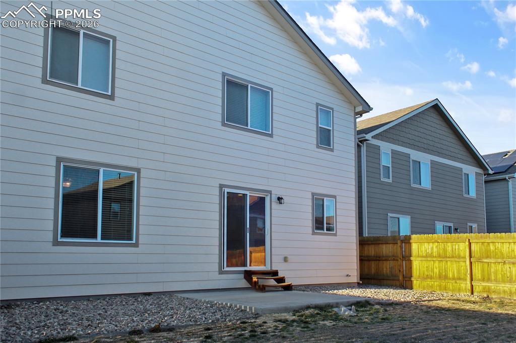 Image 23 of 26: Back of Structure