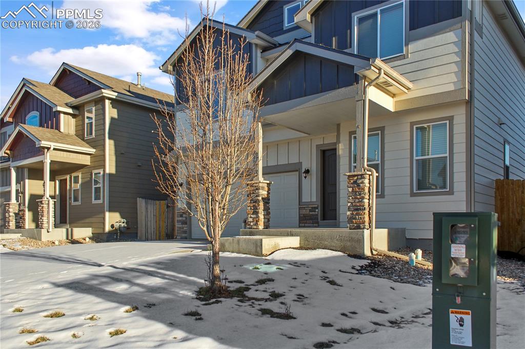 Image 3 of 26: Front of Structure