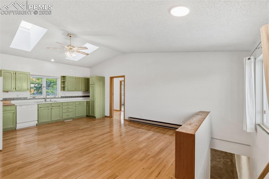 Image 11 of 38: Lower Level has separate access 