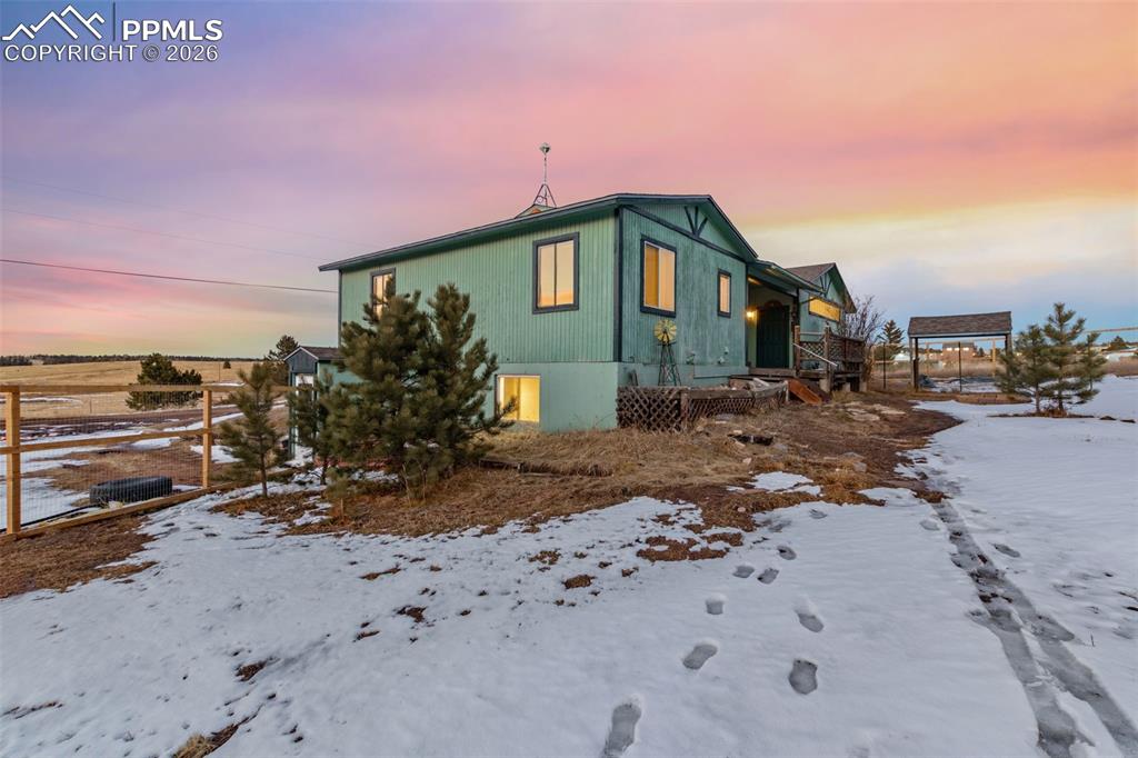 Image 32 of 38: Side of Structure