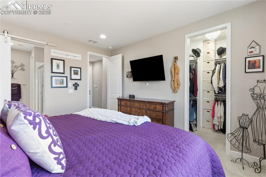 Image 14 of 22: Master Bedroom