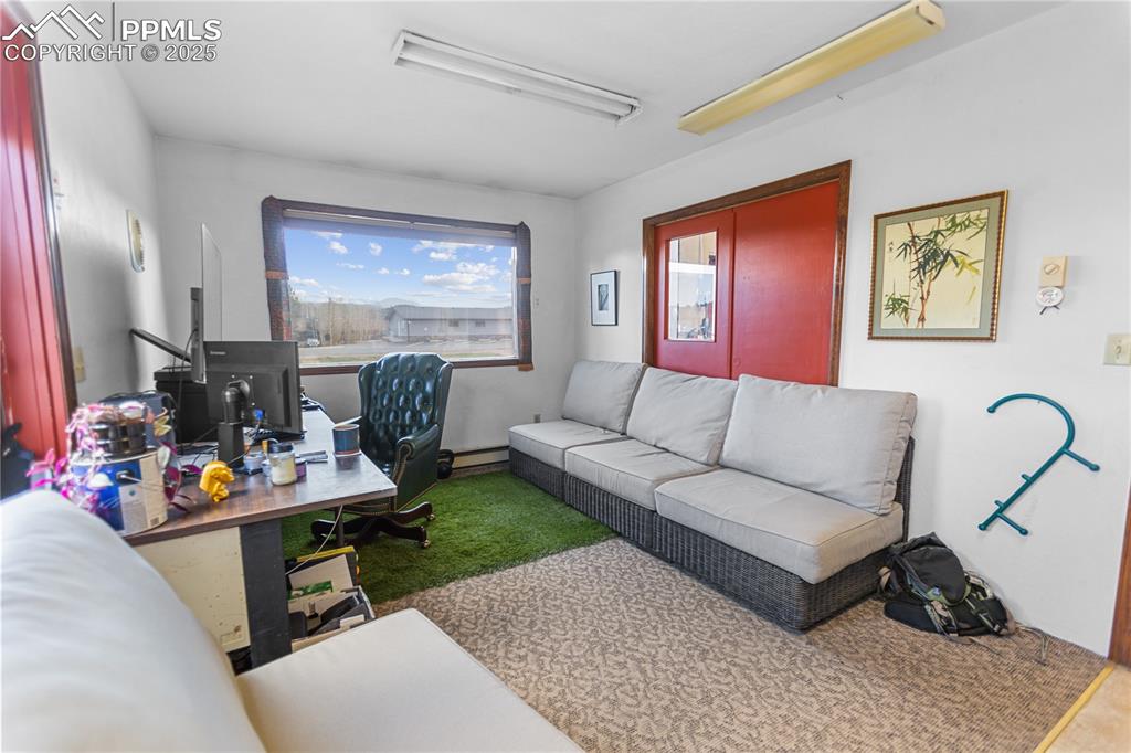 Image 17 of 20: Building #2 Office