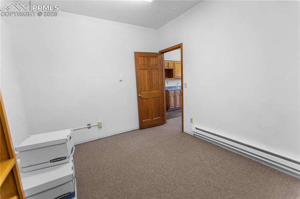 Image 6 of 20: Building #1 Office