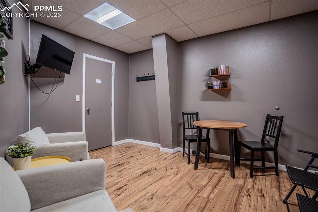 Image 11 of 26: Resting room behind stage