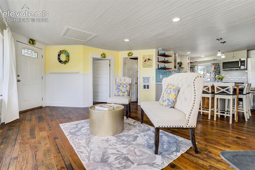 Image 8 of 37: Living Room