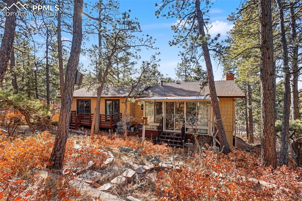 Image 38 of 38: Back of Structure