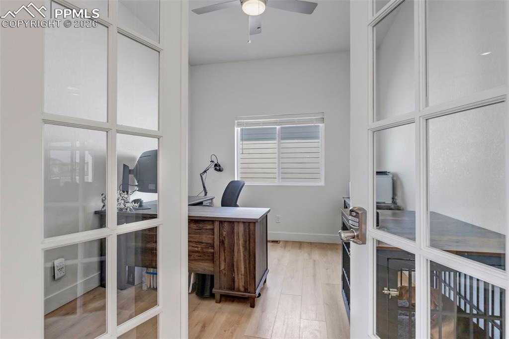 Image 15 of 48: Office