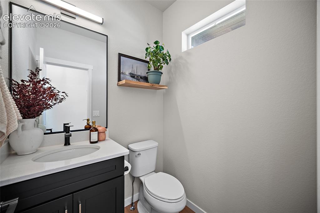 Image 5 of 35: Bathroom