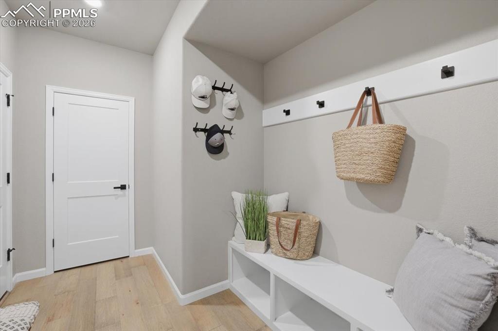 Image 38 of 50: Mud Room