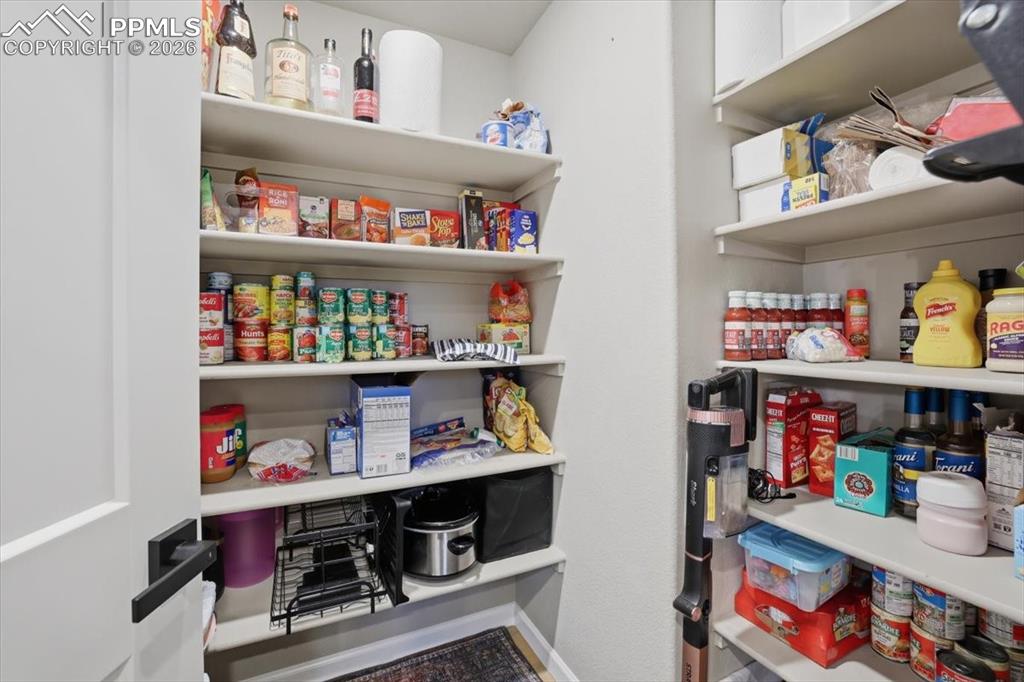 Image 41 of 50: Pantry