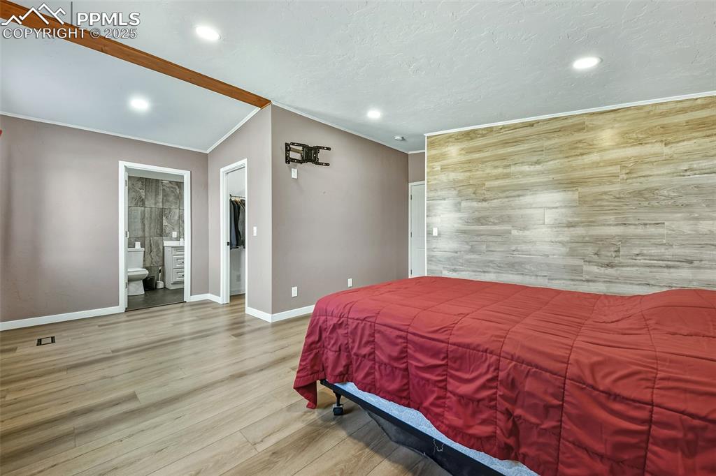 Image 20 of 46: Primary Bedroom